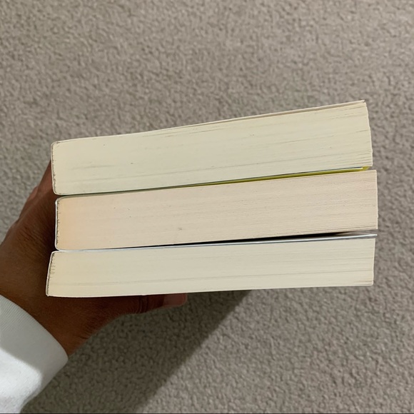 John Green 3-Book Bundle 📚 - Picture 4 of 6